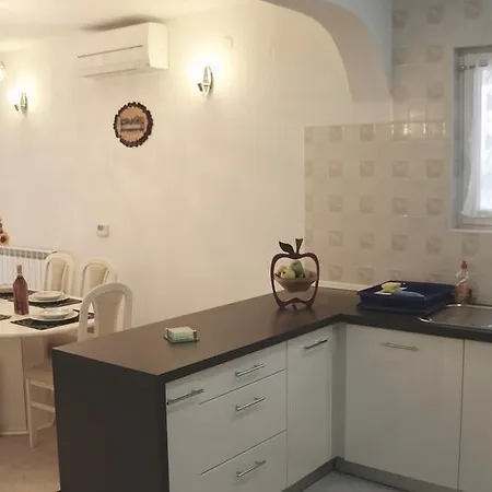 Apartment Zubonja *