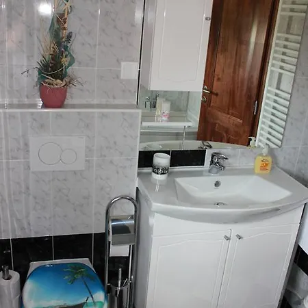Apartment Zubonja *
